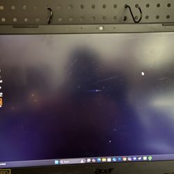 Acer Nitro 5 Laptop with extra monitor