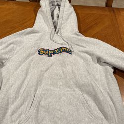 Supreme Hoodie