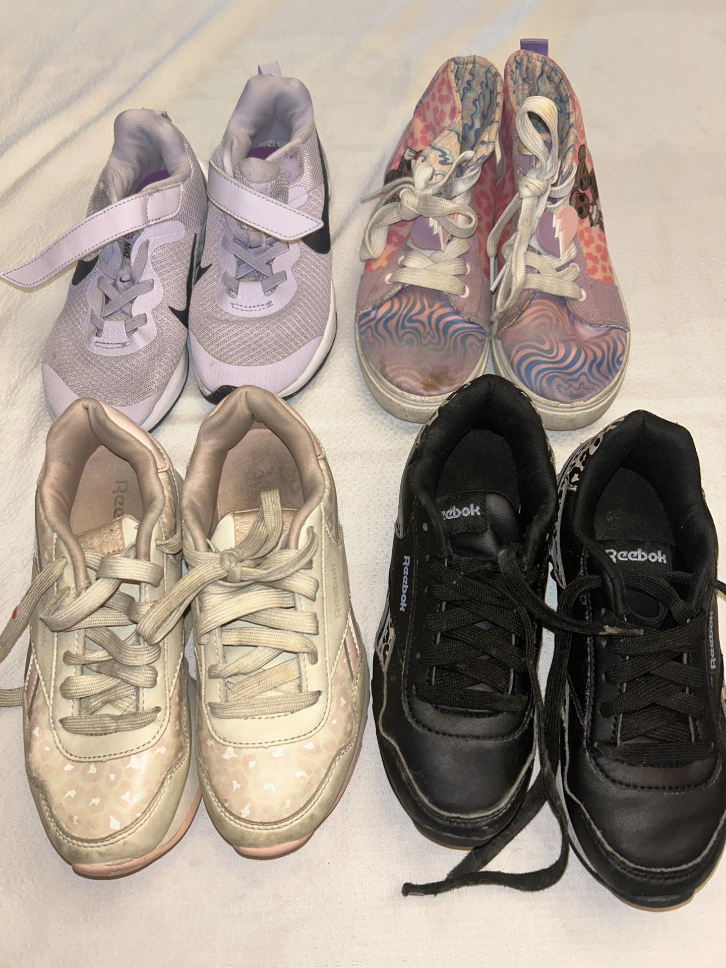 4 pair Girls/kids shoes sz13 Nike Reebok