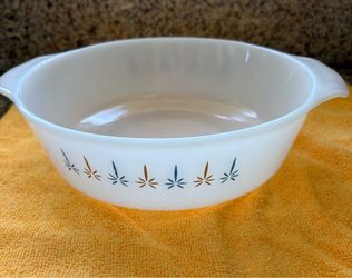 Vintage Anchor Hocking casserole dish