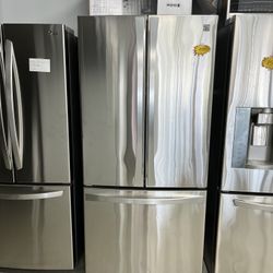 Kenmore Elite 33inch. 3-Door French Door With Ice Dispenser Stainless Steel Refrigerator 