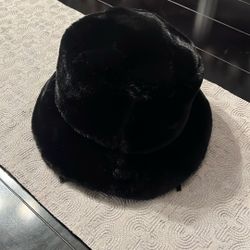 EUC Women’s Adjustable Faux Fur Hat