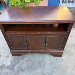 TV Stand Ashley 