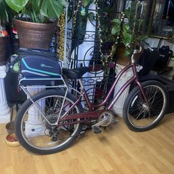 Bicicleta Medida 26 Eléctrica Como Nueva Corre 25 Millas Tiene 3 Velocidades Con Lo Eléctrico Y 7 Con Pedal $400