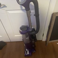 Various Vacuums For Sale ( Dyson , Shark, Oreck ) 