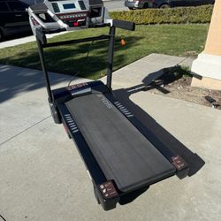 Sole F60 Treadmill 