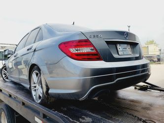 Mercedes C250 C300 C350 Parts 1.8L 2008-2014