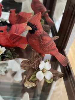 Porcelain birds