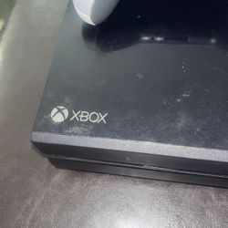 Xbox One (STILL WORKS GREAT )