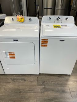 Maytag Washer & Gas Dryer Read Description