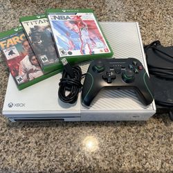 Xbox One W/ 3 Games 