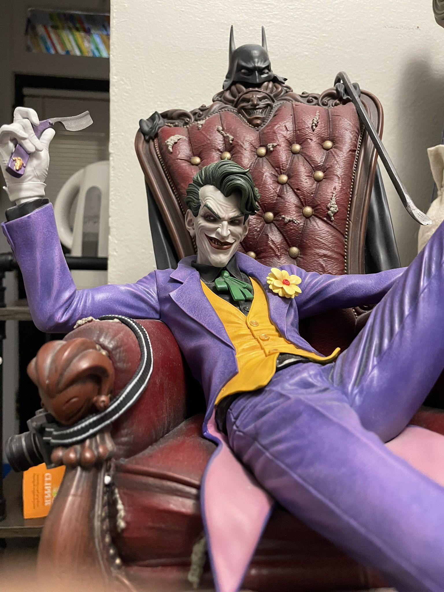 Tweeterhead Joker DC 1/6 Scale Deluxe Statue
