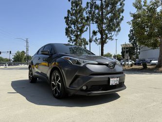2018 Toyota CHR XLE Premium - 65K Miles - 1 Owner Clean Carfax - Warranty!!!