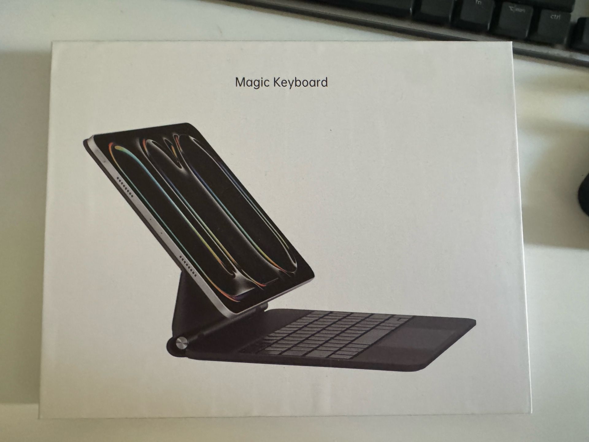 Bluetooth Keyboard With Trackpad For 11” iPad