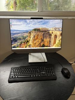 ASUS AiO Zen 23.8" Touch Ryzen 5 AMD Radeon