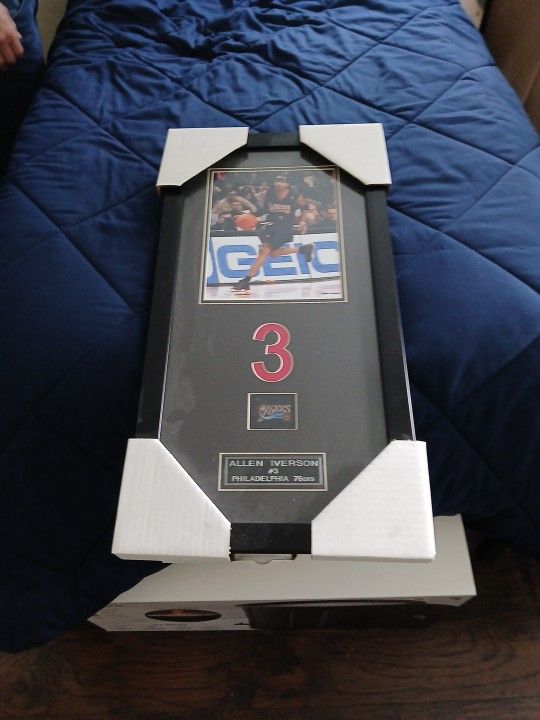 Allen Iverson 76ers Comemorative Plaque
