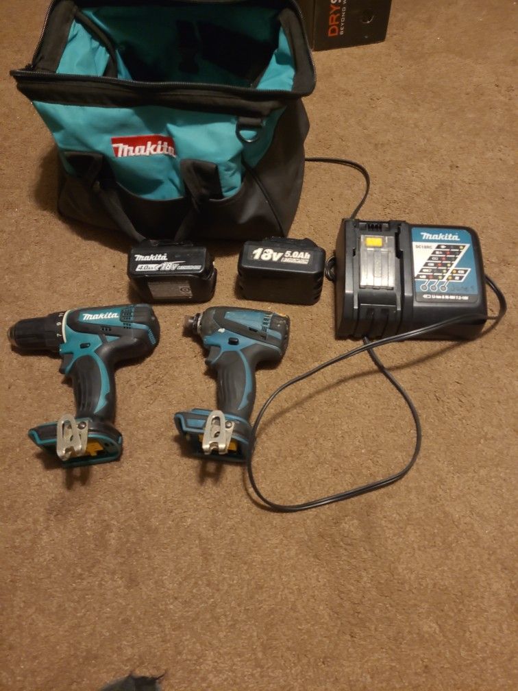 Makita Drill Set