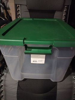 Clear Storage container 66 quart