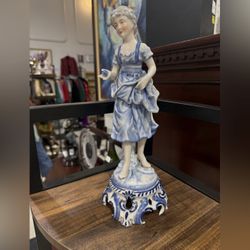 Meissen Woman Figurine 11in Early Mark 1764