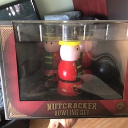 Nutcracker Bowling set