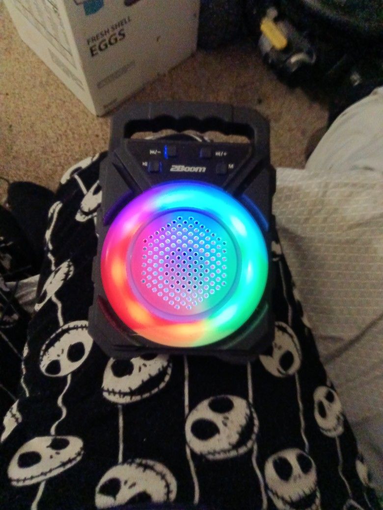 Bluetooth Speaker And Headphones