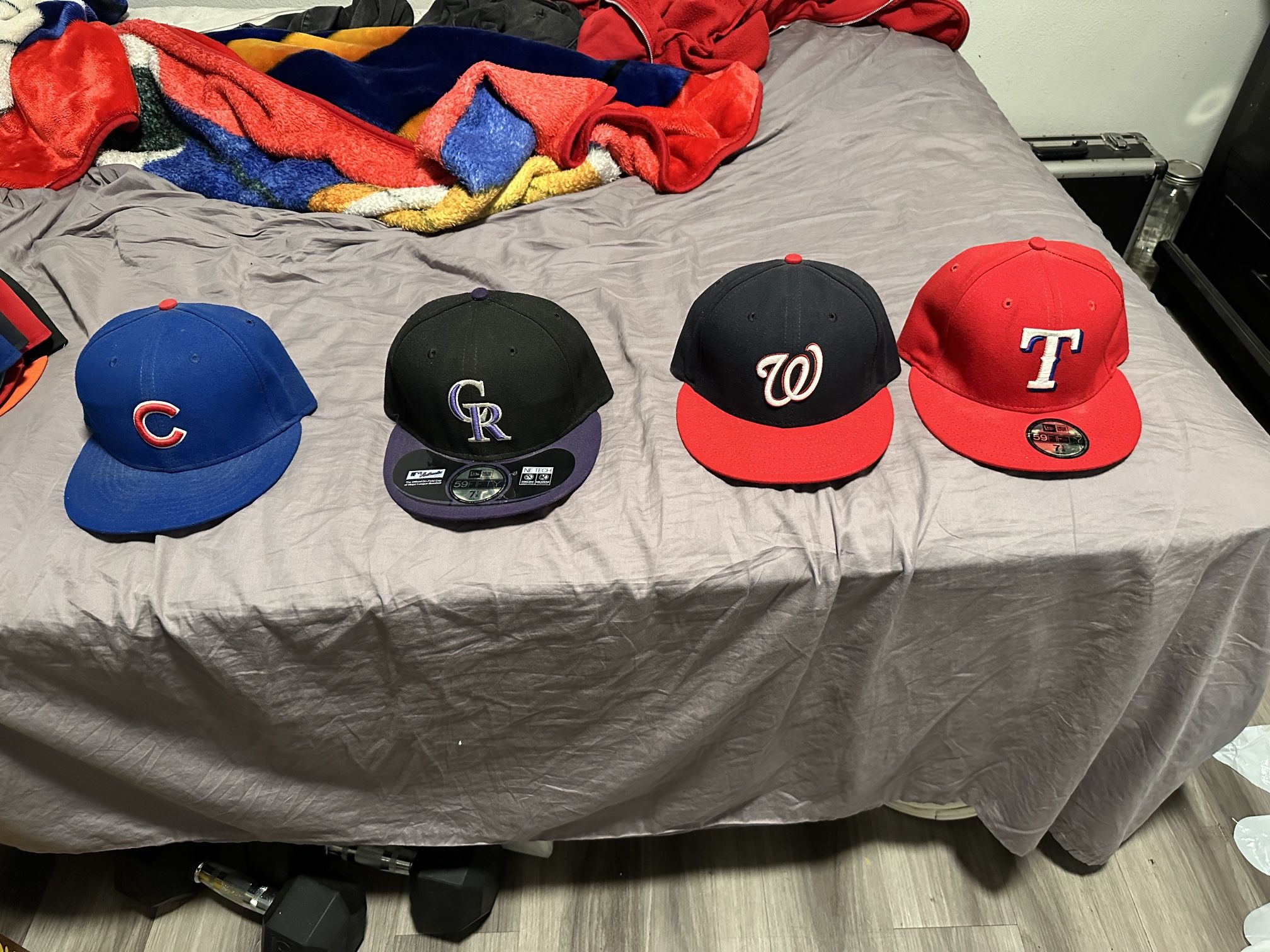 New Era, Accessories, Red Yankees Hat Barely Used