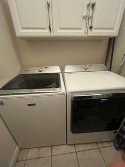 Maytag Washer and Dryer Set