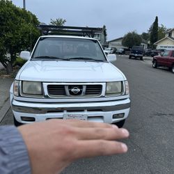 2000 Nissan Frontier