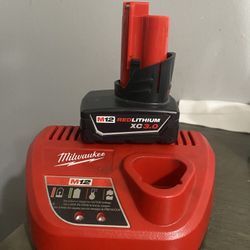 Milwuakee M12 Battery 3.0 And Charger 