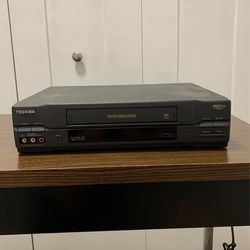 VHS Player - Toshiba