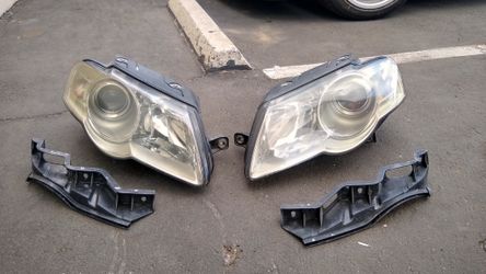 2005 to 2010 Vw passat b6 headlights pair oem