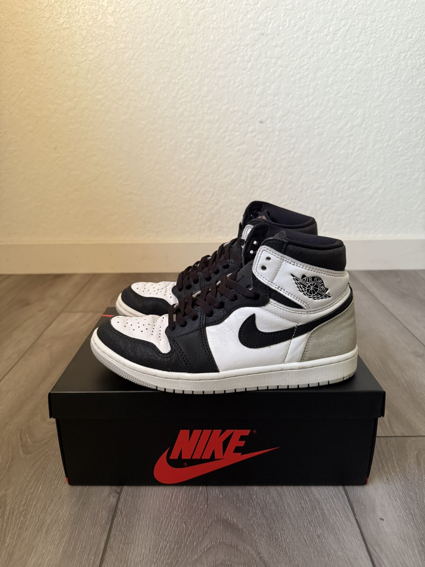 Air Jordan 1 Retro High OG Bleached Coral Men