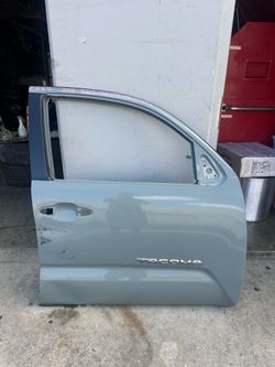 2016-2022 Toyota Tacoma Right Front Door OEM