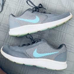 Woman’s Nike Joggers