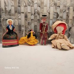 VINTAGE COLLECTABLE DOLLS Of The World 