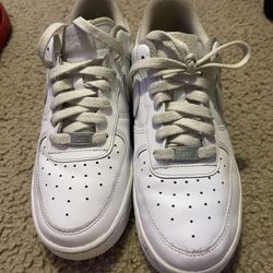 Nike Air Forces Like New Barely Used Size 8 Feel Like Size 6.5