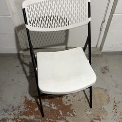 Two bath chairs $10 for each one.