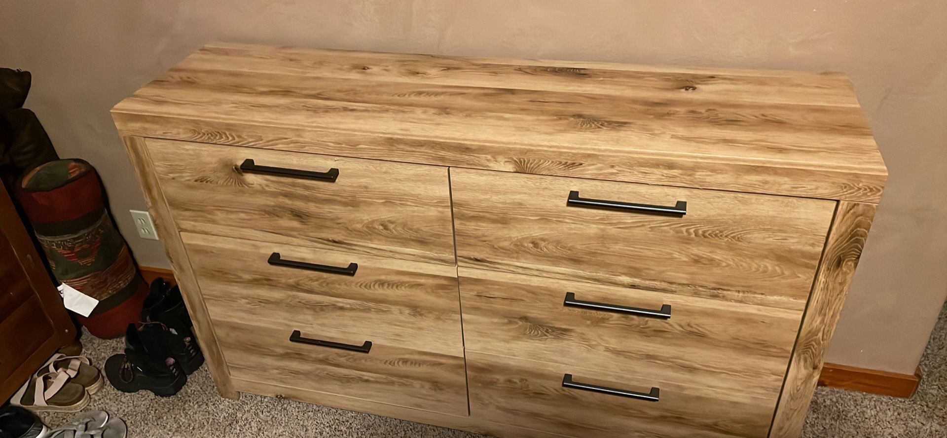 Dresser-6 Drawer