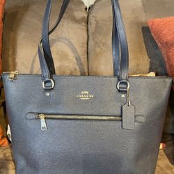 Coach large nwot