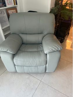Furniture set