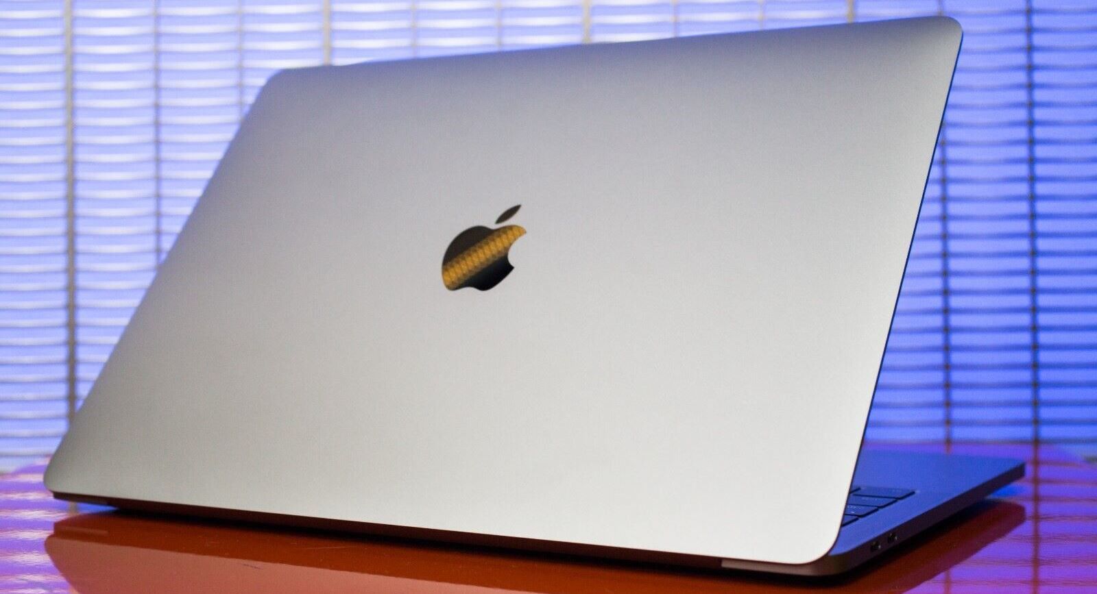 Macbook Air *i3* Laptop 