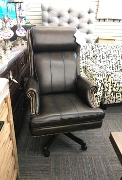 New Leather Executive Office Chair