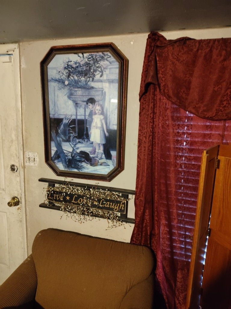 Little Boy And Girl Pic