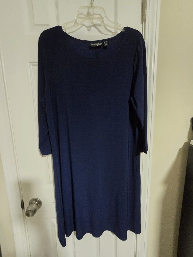 Navy Blue Knit Dress - 3/4 Sleeves & Closet Essential!