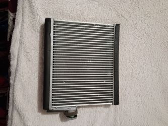Car A/C condenser
