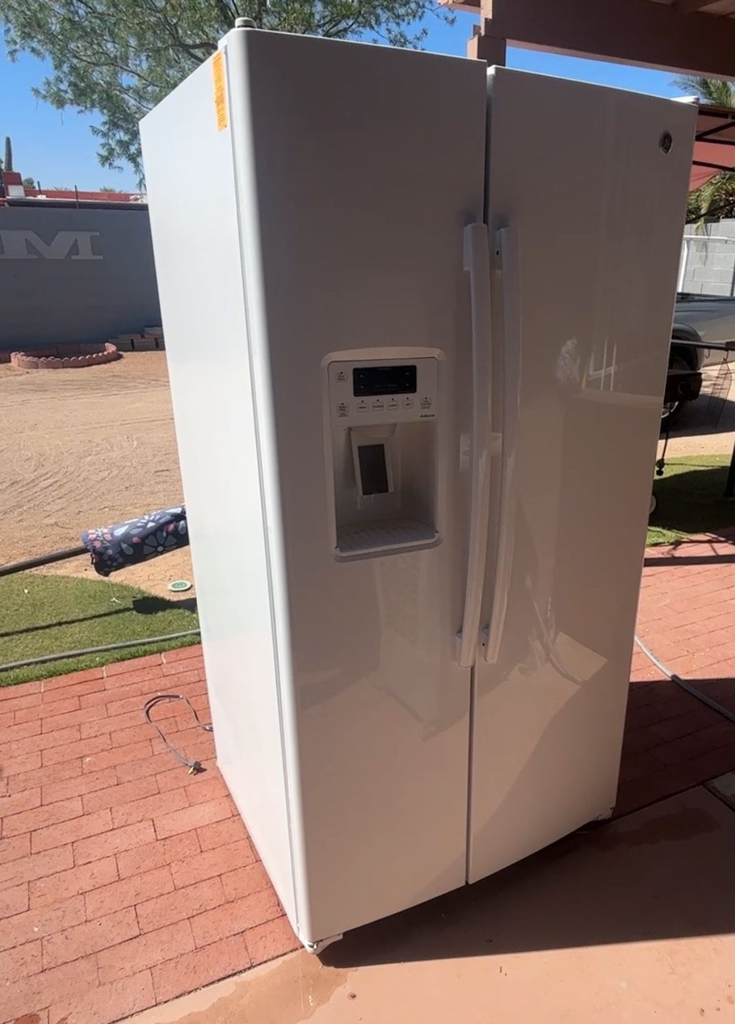 GE Side By Side Refrigerator