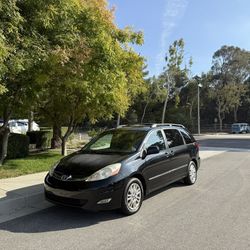 2008 Toyota Sienna
