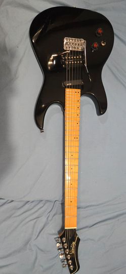 Left-hand guitar