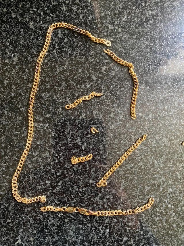 We Repair Jewelry change Watch batteries 3816 Steilacoom Blvd SW Lakewood 98499 (contact info removed)