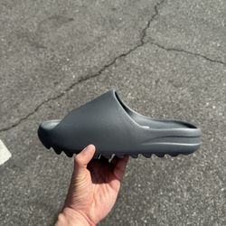 Adidas Yeezy Slide Slate Grey size 11